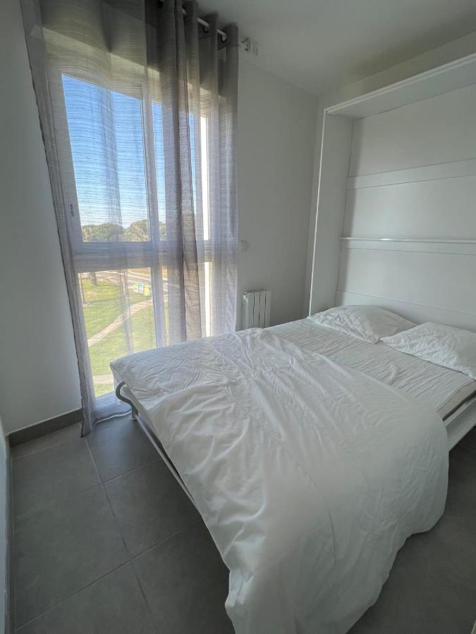 Les Pieds Dans Le Sable Appartement Vue Mer 1 Chambre 1 Cabine Le Grau-du-Roi Eksteriør billede
