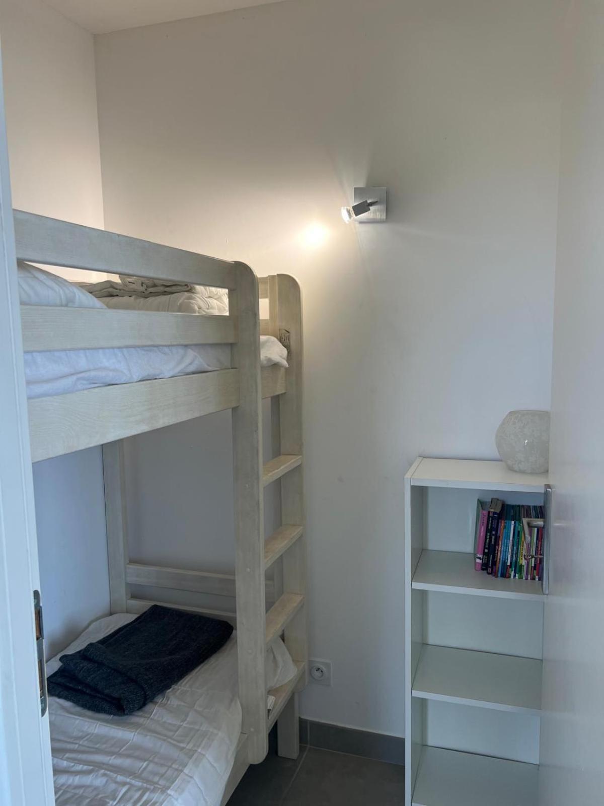 Les Pieds Dans Le Sable Appartement Vue Mer 1 Chambre 1 Cabine Le Grau-du-Roi Eksteriør billede