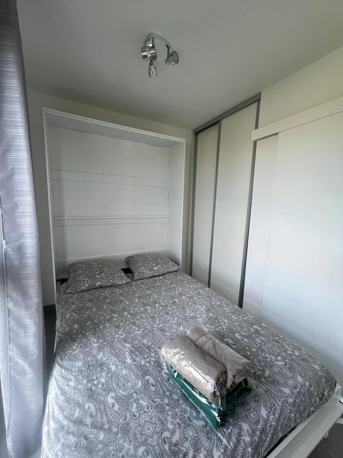 Les Pieds Dans Le Sable Appartement Vue Mer 1 Chambre 1 Cabine Le Grau-du-Roi Eksteriør billede